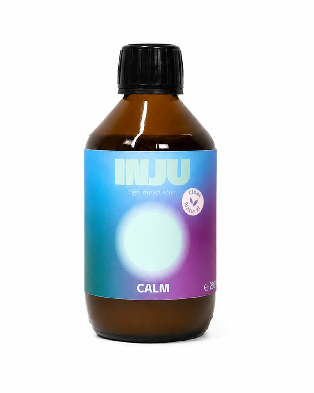 Braune Glasflasche „INJU Calm“ mit einem Etikett in Blau-Lila-Verlauf und einem hellblauen, kreisförmigen Symbol in der Mitte.
